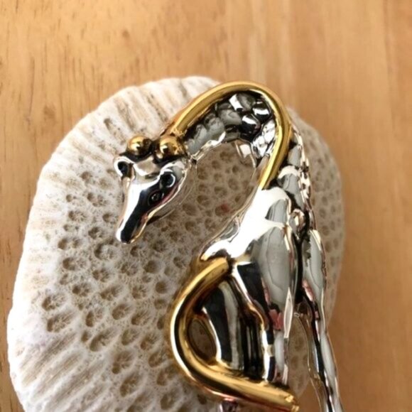 Giraffe Pendant Pin New Safari Zoo Dual Function Necklace Brooch Triple … - Picture 6 of 12